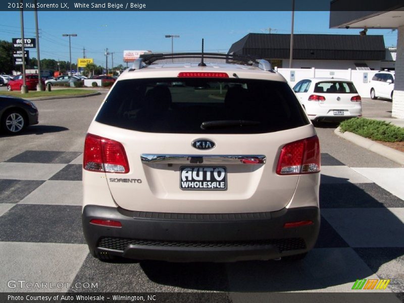 White Sand Beige / Beige 2012 Kia Sorento LX