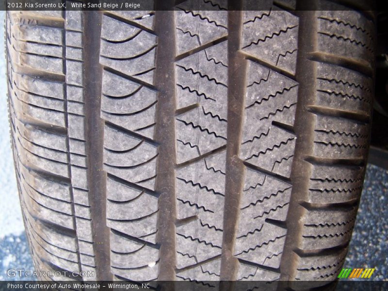 White Sand Beige / Beige 2012 Kia Sorento LX