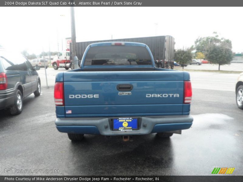 Atlantic Blue Pearl / Dark Slate Gray 2004 Dodge Dakota SLT Quad Cab 4x4