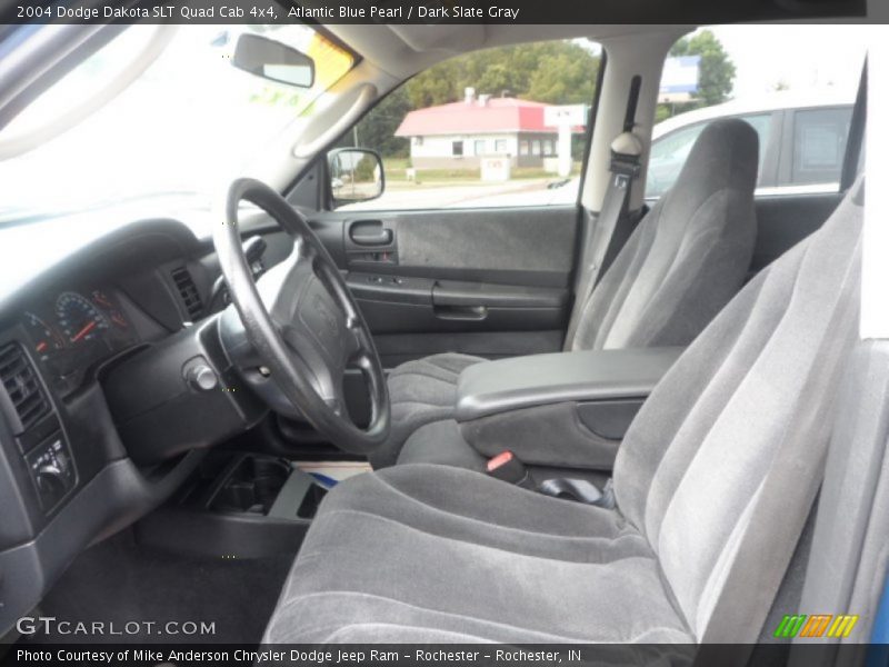 Atlantic Blue Pearl / Dark Slate Gray 2004 Dodge Dakota SLT Quad Cab 4x4
