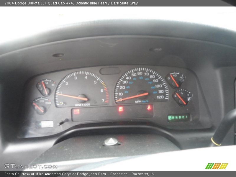 Atlantic Blue Pearl / Dark Slate Gray 2004 Dodge Dakota SLT Quad Cab 4x4