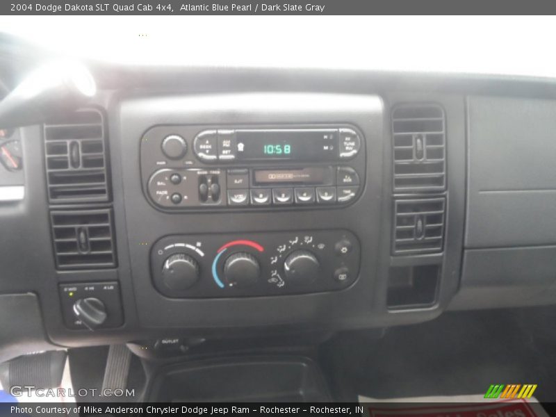 Atlantic Blue Pearl / Dark Slate Gray 2004 Dodge Dakota SLT Quad Cab 4x4