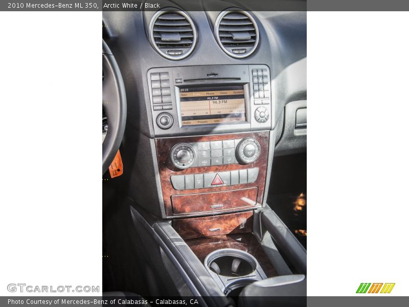 Arctic White / Black 2010 Mercedes-Benz ML 350