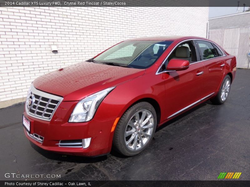 Front 3/4 View of 2014 XTS Luxury FWD