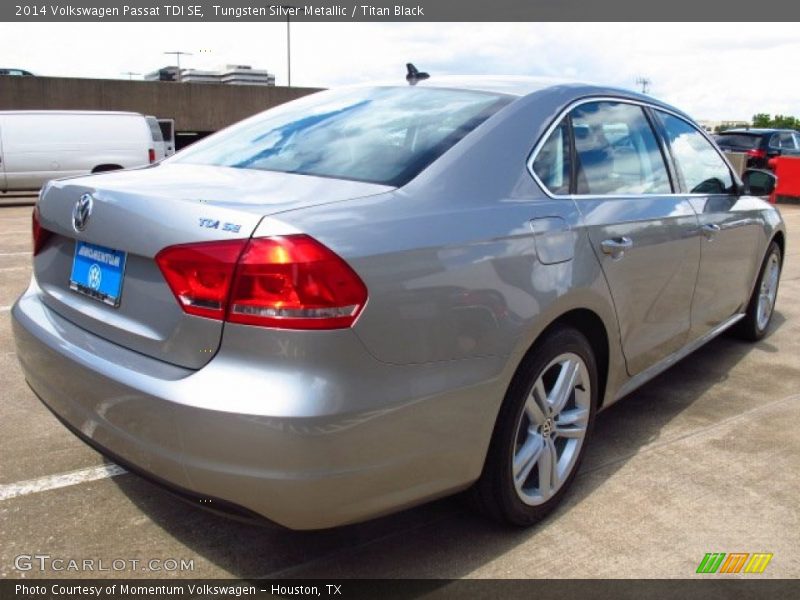 Tungsten Silver Metallic / Titan Black 2014 Volkswagen Passat TDI SE