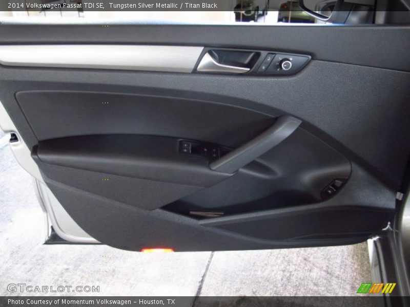 Tungsten Silver Metallic / Titan Black 2014 Volkswagen Passat TDI SE