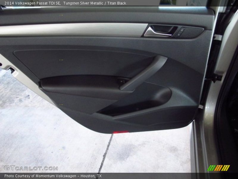 Tungsten Silver Metallic / Titan Black 2014 Volkswagen Passat TDI SE