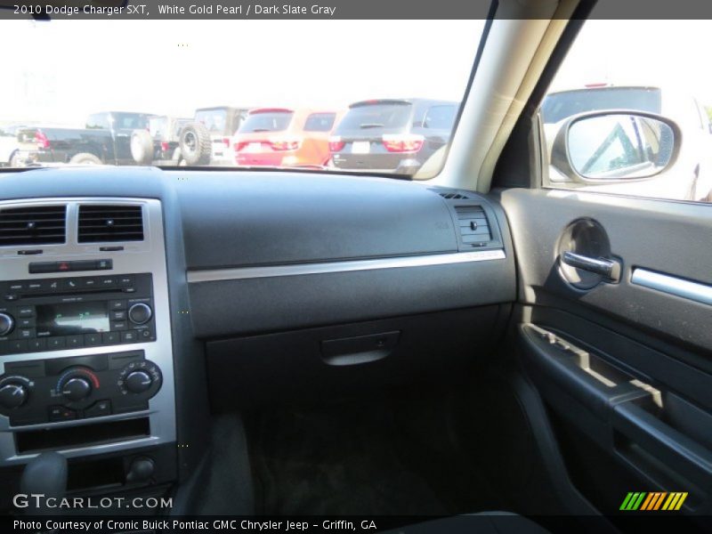 White Gold Pearl / Dark Slate Gray 2010 Dodge Charger SXT