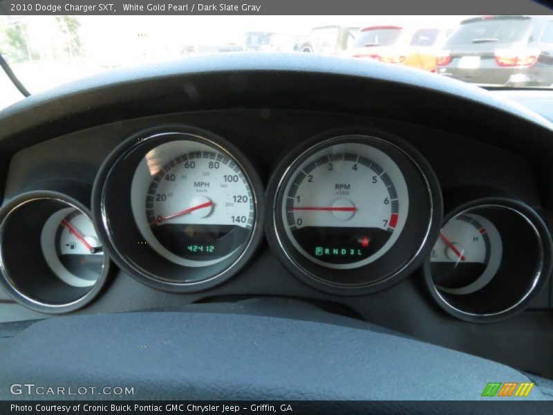 White Gold Pearl / Dark Slate Gray 2010 Dodge Charger SXT