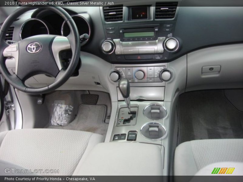 Classic Silver Metallic / Ash 2010 Toyota Highlander V6 4WD