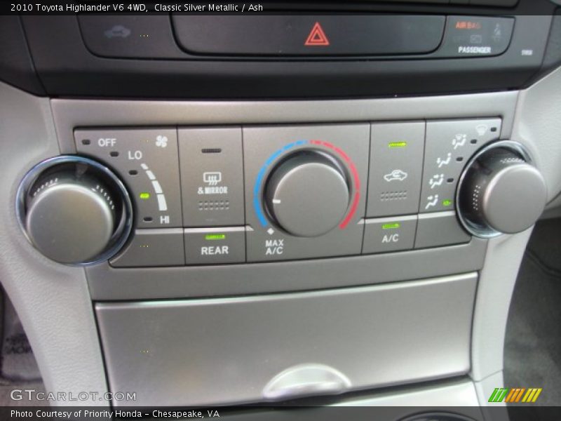 Classic Silver Metallic / Ash 2010 Toyota Highlander V6 4WD