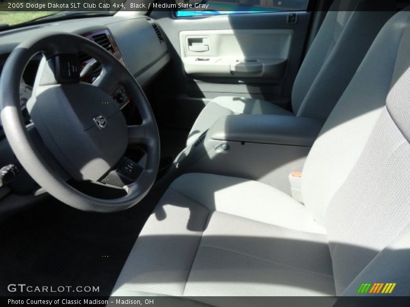 Black / Medium Slate Gray 2005 Dodge Dakota SLT Club Cab 4x4