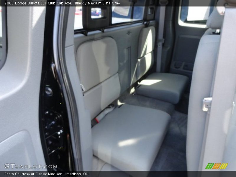 Black / Medium Slate Gray 2005 Dodge Dakota SLT Club Cab 4x4