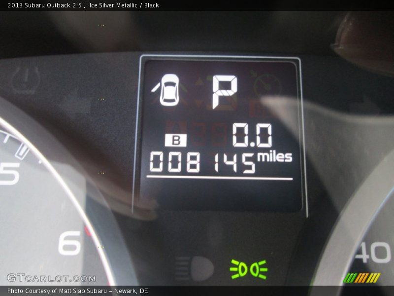 Ice Silver Metallic / Black 2013 Subaru Outback 2.5i