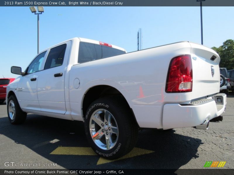 Bright White / Black/Diesel Gray 2013 Ram 1500 Express Crew Cab