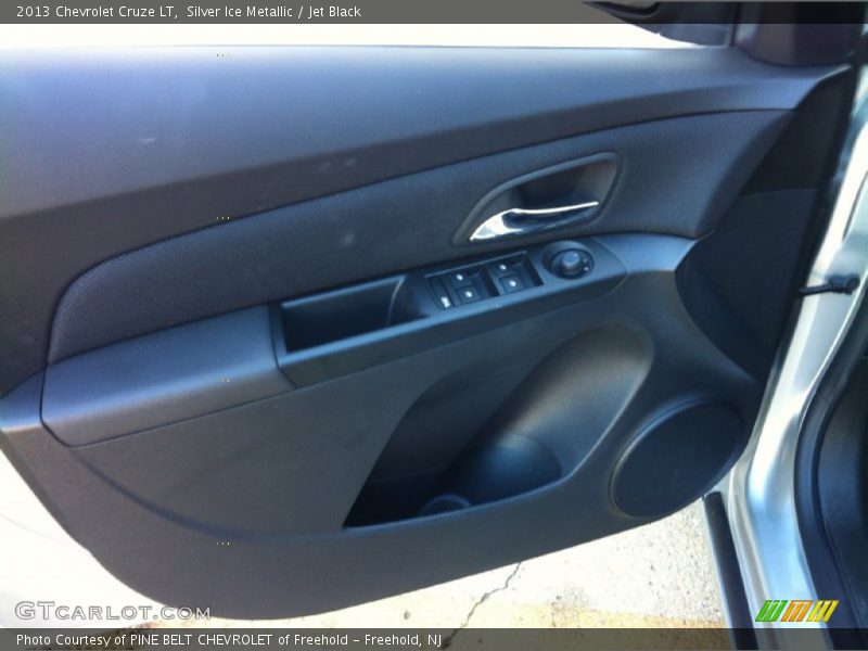 Silver Ice Metallic / Jet Black 2013 Chevrolet Cruze LT