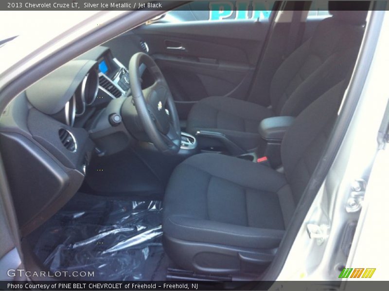 Silver Ice Metallic / Jet Black 2013 Chevrolet Cruze LT