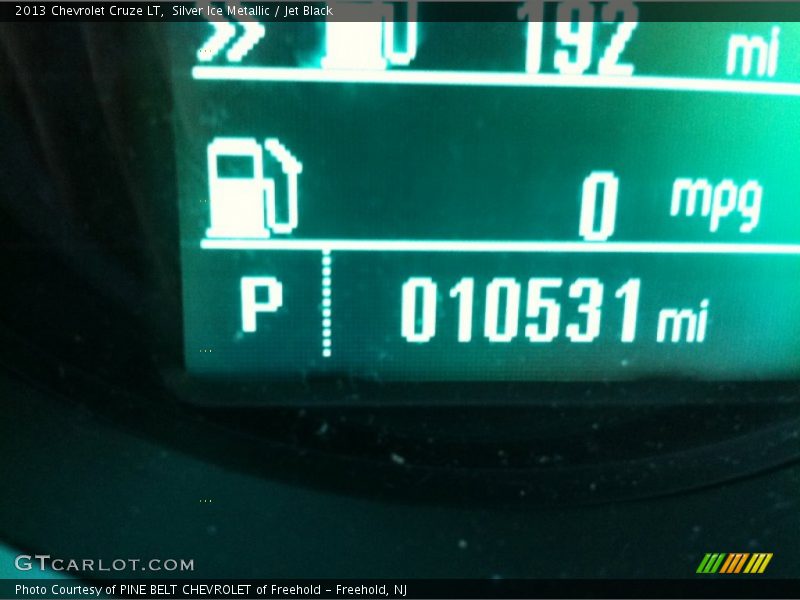 Silver Ice Metallic / Jet Black 2013 Chevrolet Cruze LT