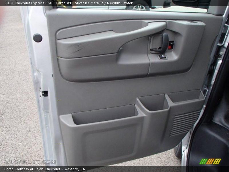 Door Panel of 2014 Express 3500 Cargo WT