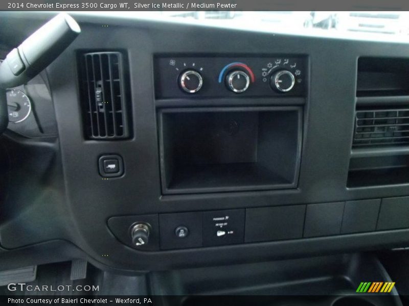 Controls of 2014 Express 3500 Cargo WT