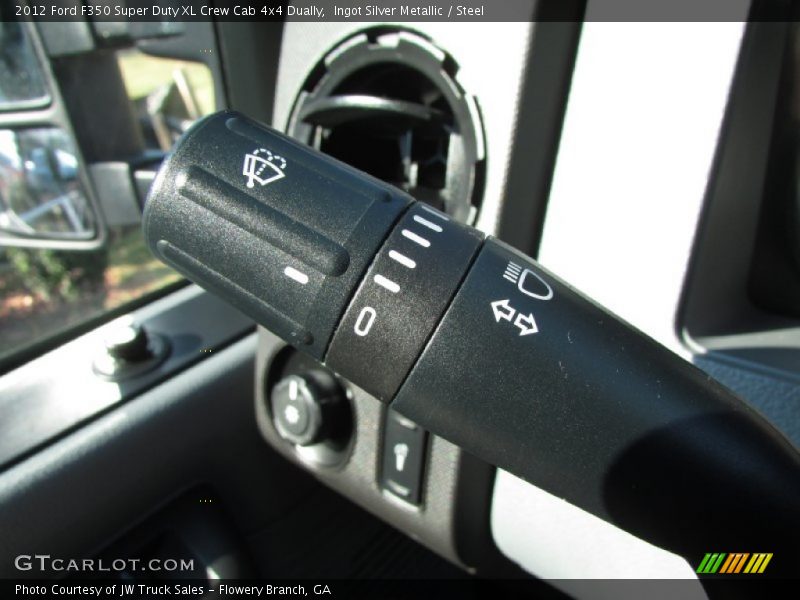 Controls of 2012 F350 Super Duty XL Crew Cab 4x4 Dually