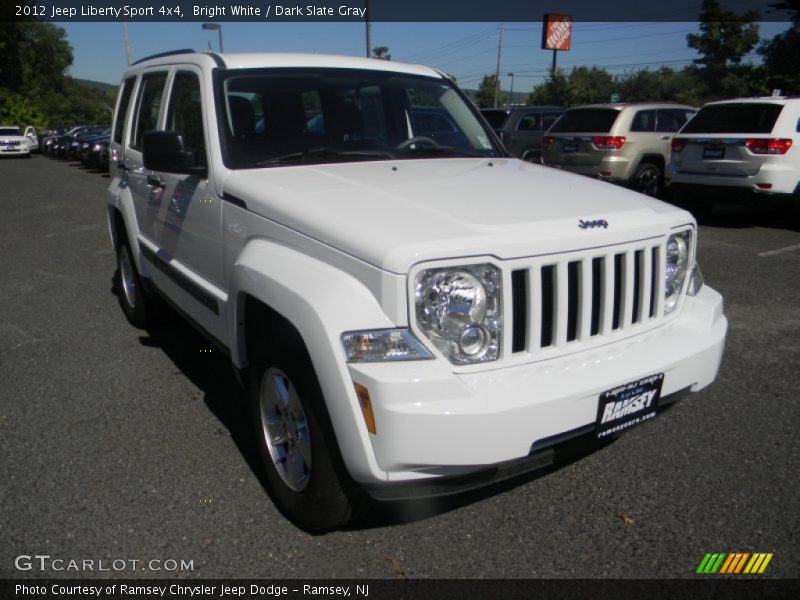 Bright White / Dark Slate Gray 2012 Jeep Liberty Sport 4x4