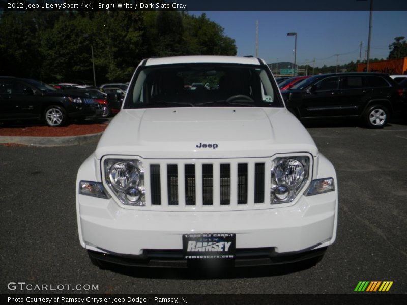 Bright White / Dark Slate Gray 2012 Jeep Liberty Sport 4x4