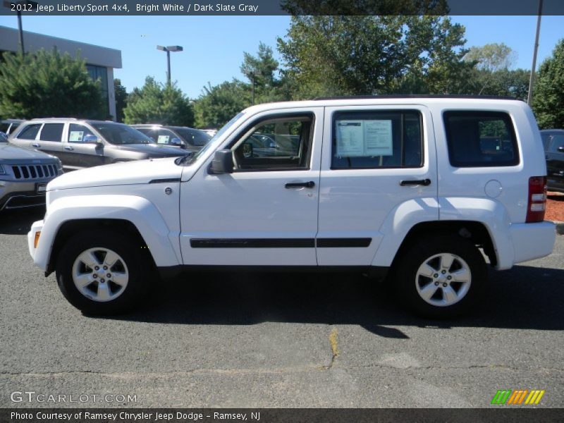 Bright White / Dark Slate Gray 2012 Jeep Liberty Sport 4x4