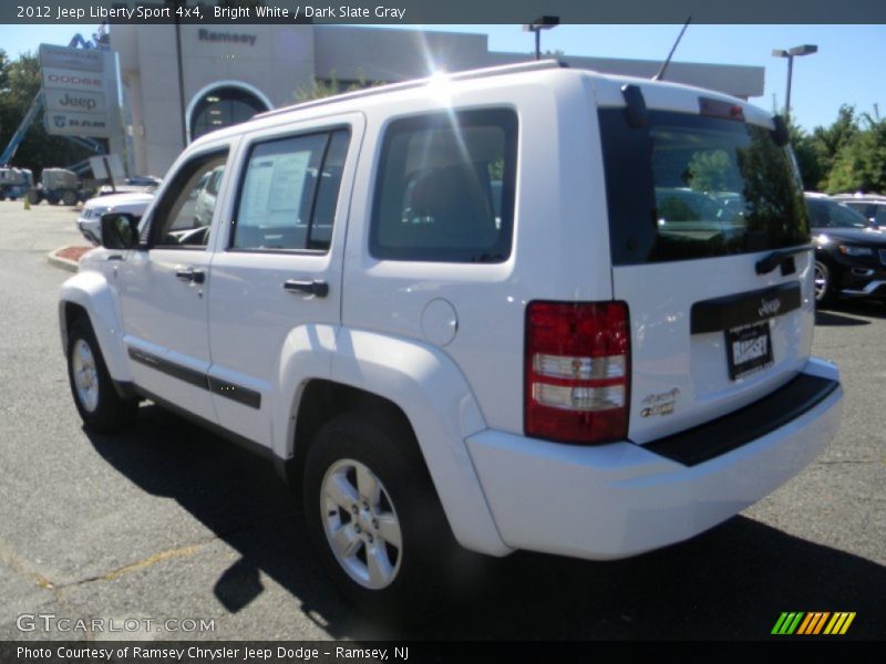 Bright White / Dark Slate Gray 2012 Jeep Liberty Sport 4x4