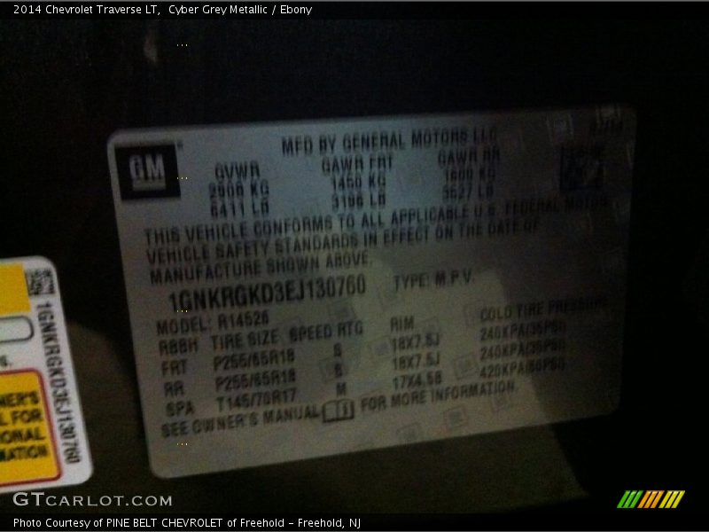 Cyber Grey Metallic / Ebony 2014 Chevrolet Traverse LT