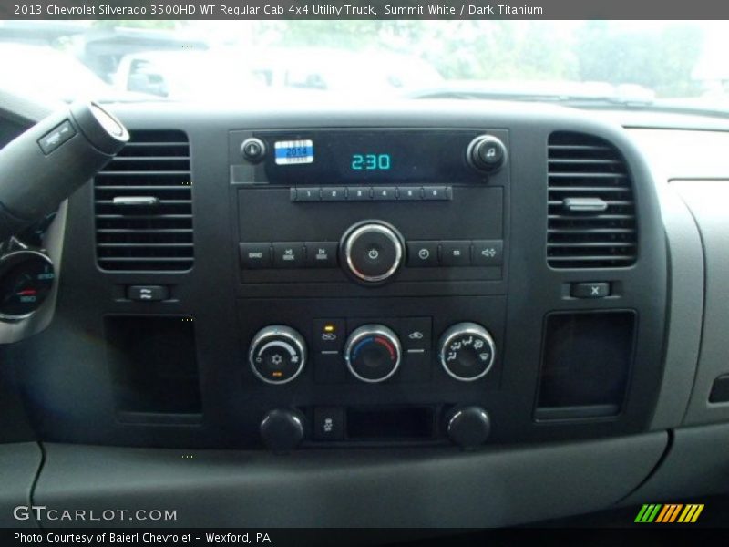 Summit White / Dark Titanium 2013 Chevrolet Silverado 3500HD WT Regular Cab 4x4 Utility Truck