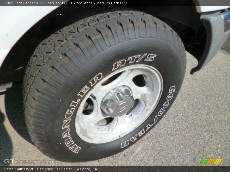 Oxford White / Medium Dark Flint 2005 Ford Ranger XLT SuperCab 4x4