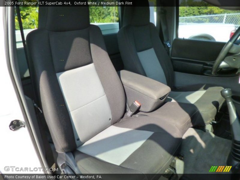 Oxford White / Medium Dark Flint 2005 Ford Ranger XLT SuperCab 4x4