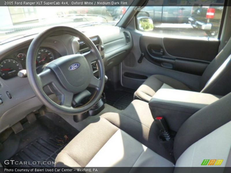 Oxford White / Medium Dark Flint 2005 Ford Ranger XLT SuperCab 4x4