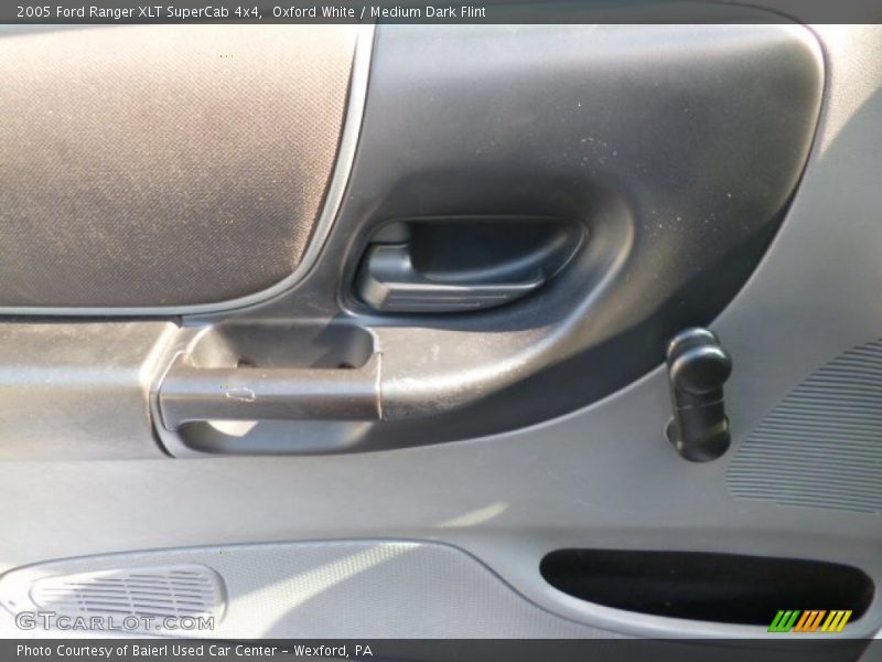 Oxford White / Medium Dark Flint 2005 Ford Ranger XLT SuperCab 4x4