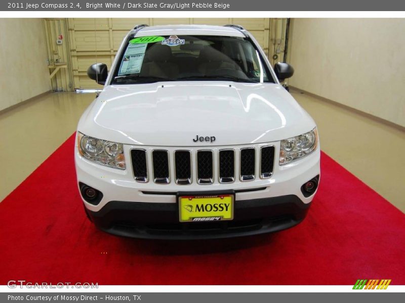 Bright White / Dark Slate Gray/Light Pebble Beige 2011 Jeep Compass 2.4