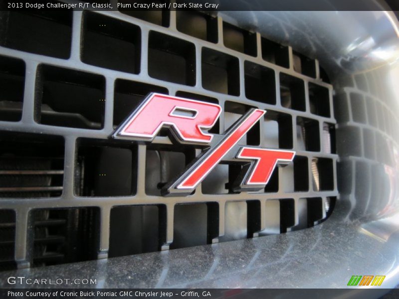  2013 Challenger R/T Classic Logo
