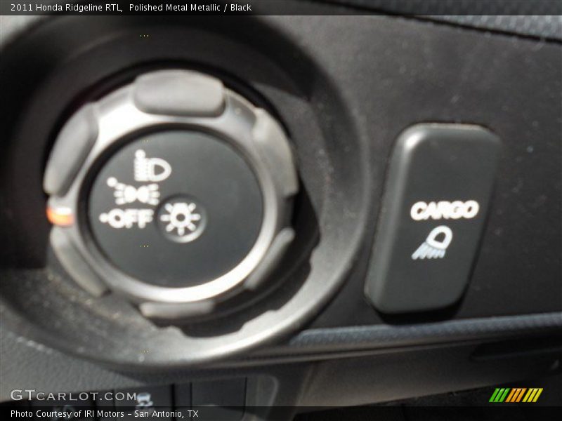 Polished Metal Metallic / Black 2011 Honda Ridgeline RTL