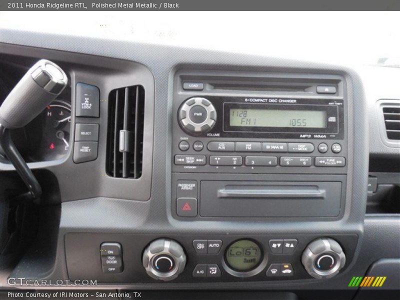 Polished Metal Metallic / Black 2011 Honda Ridgeline RTL