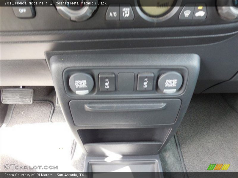 Polished Metal Metallic / Black 2011 Honda Ridgeline RTL