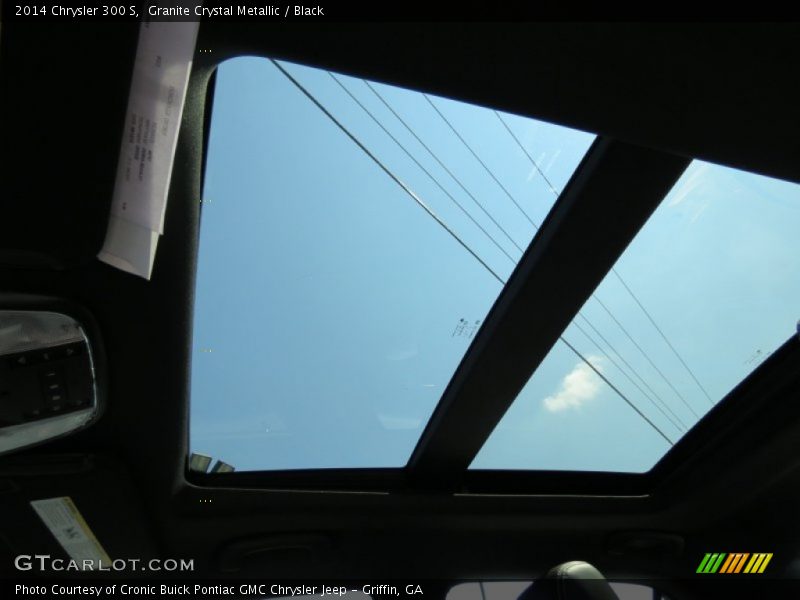 Sunroof of 2014 300 S