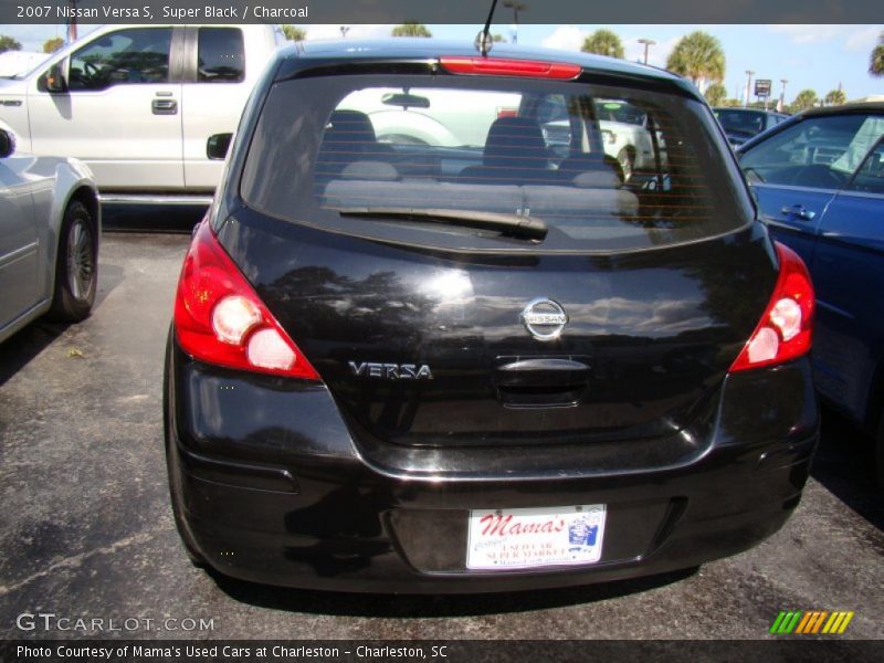 Super Black / Charcoal 2007 Nissan Versa S