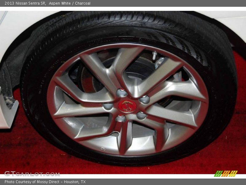 Aspen White / Charcoal 2013 Nissan Sentra SR