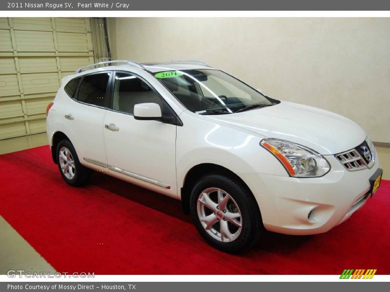 Pearl White / Gray 2011 Nissan Rogue SV