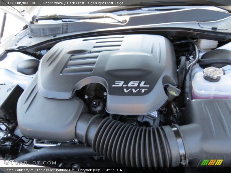 Bright White / Dark Frost Beige/Light Frost Beige 2014 Chrysler 300 C