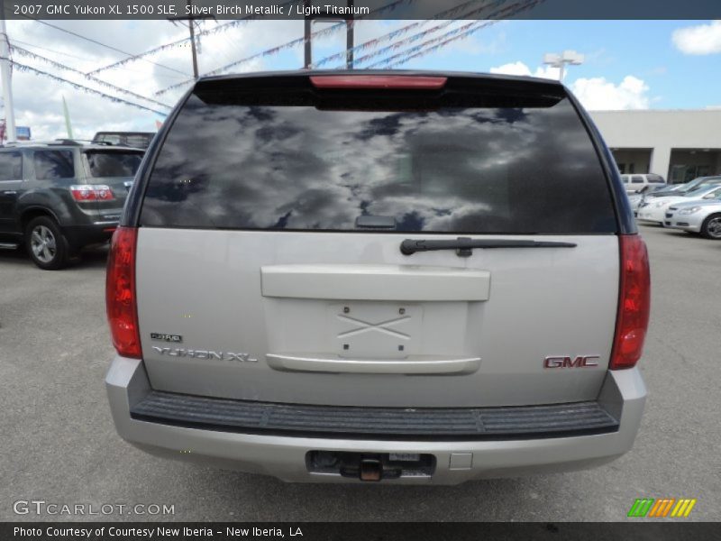 Silver Birch Metallic / Light Titanium 2007 GMC Yukon XL 1500 SLE