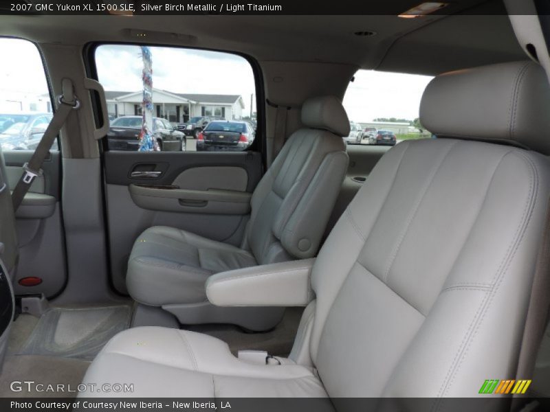 Silver Birch Metallic / Light Titanium 2007 GMC Yukon XL 1500 SLE