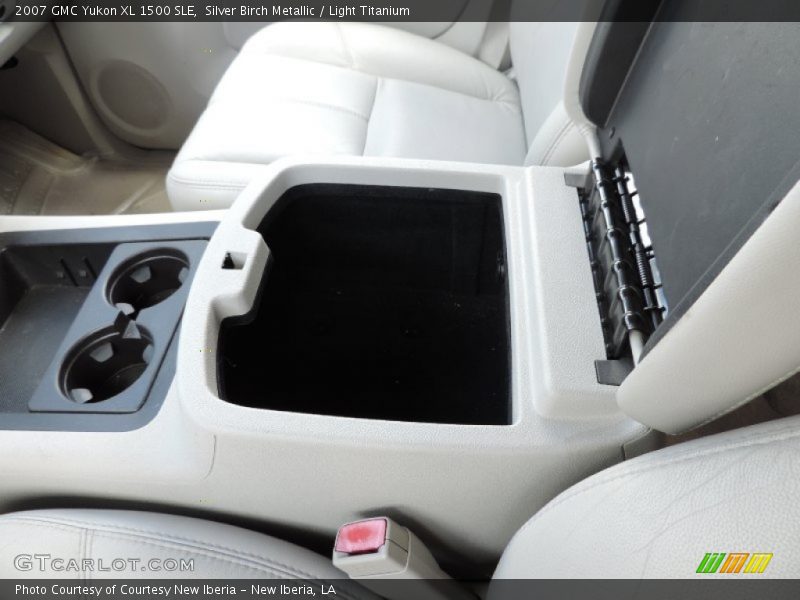 Silver Birch Metallic / Light Titanium 2007 GMC Yukon XL 1500 SLE