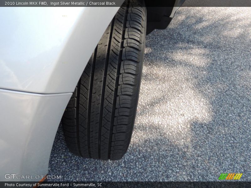 Ingot Silver Metallic / Charcoal Black 2010 Lincoln MKX FWD