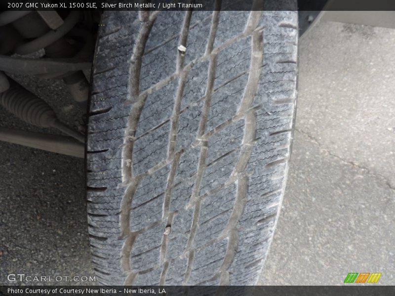 Silver Birch Metallic / Light Titanium 2007 GMC Yukon XL 1500 SLE